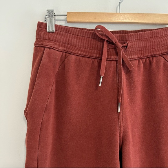 Lululemon athletica scuba high rise joggers maroon - Picture 4 of 12